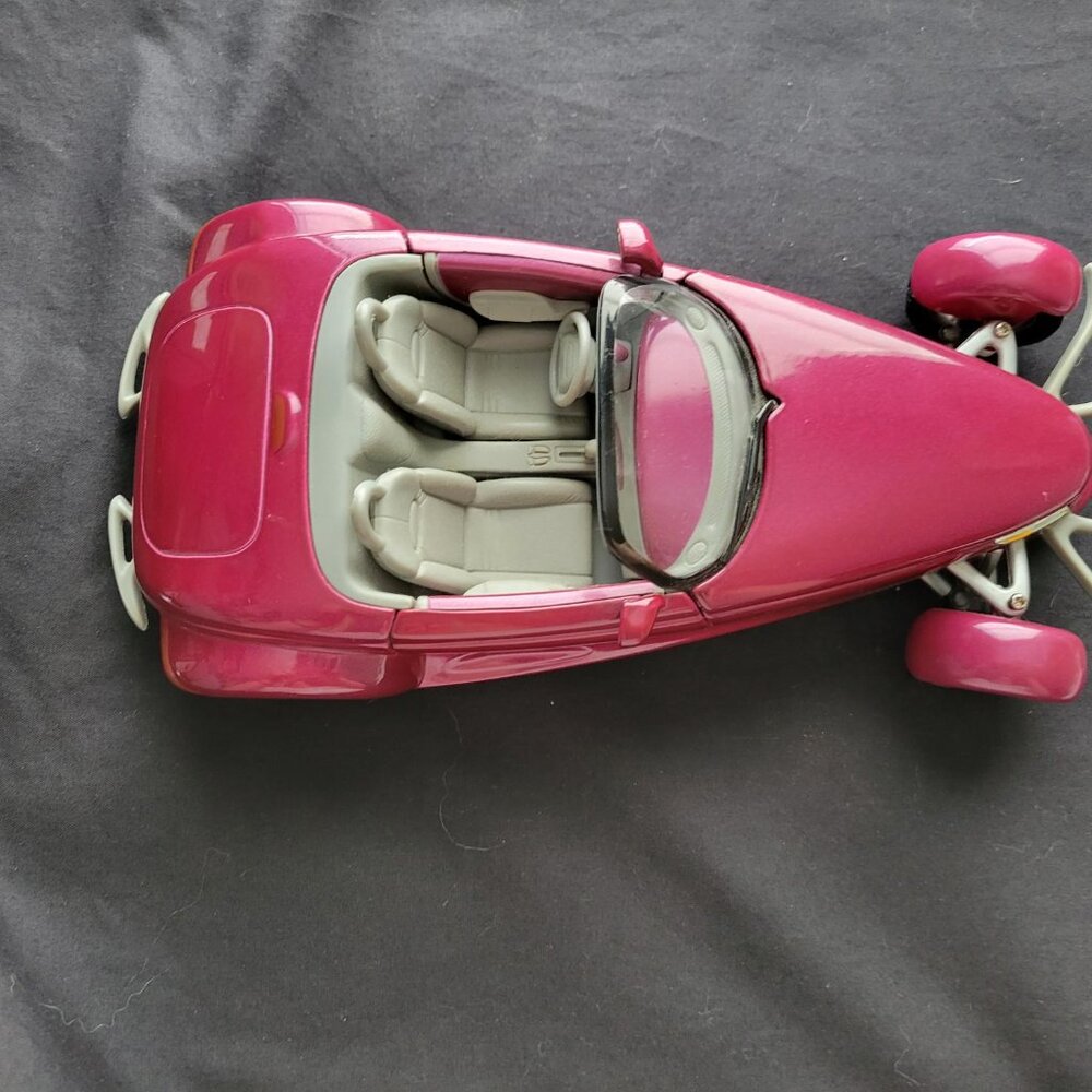 Ertl American Muscle Plymouth Prowler Purple 1995 Concept Model 1/18 Diecast Car - Picture 3 of 3